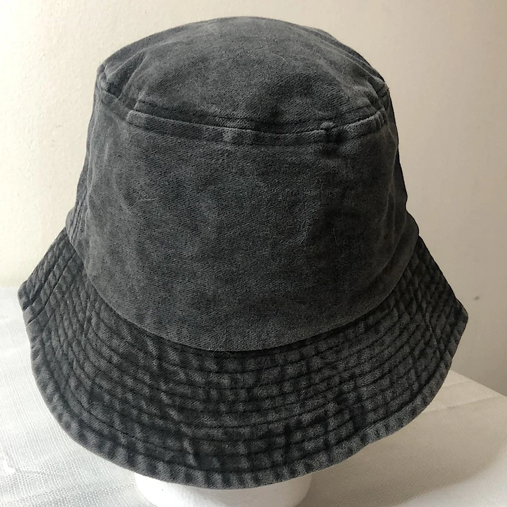 Bucket Hat with Lettering - Picture 2 of 3